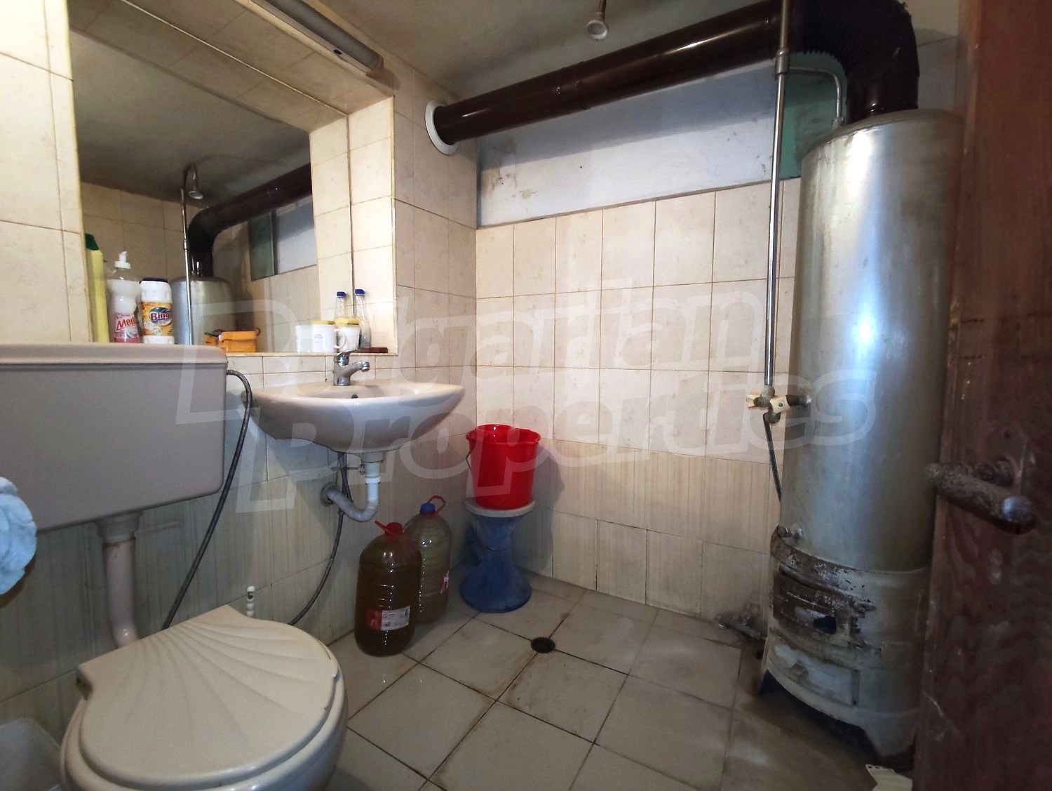 bathroom, toilet