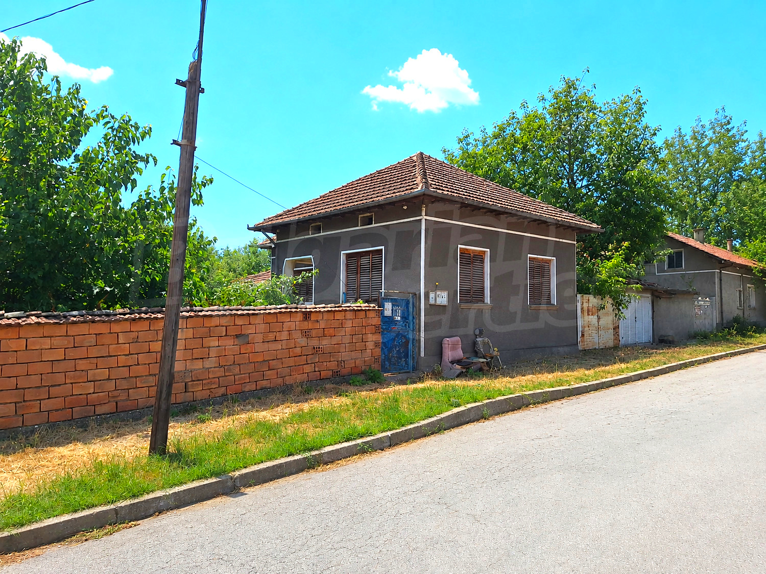 outside, facade, garden