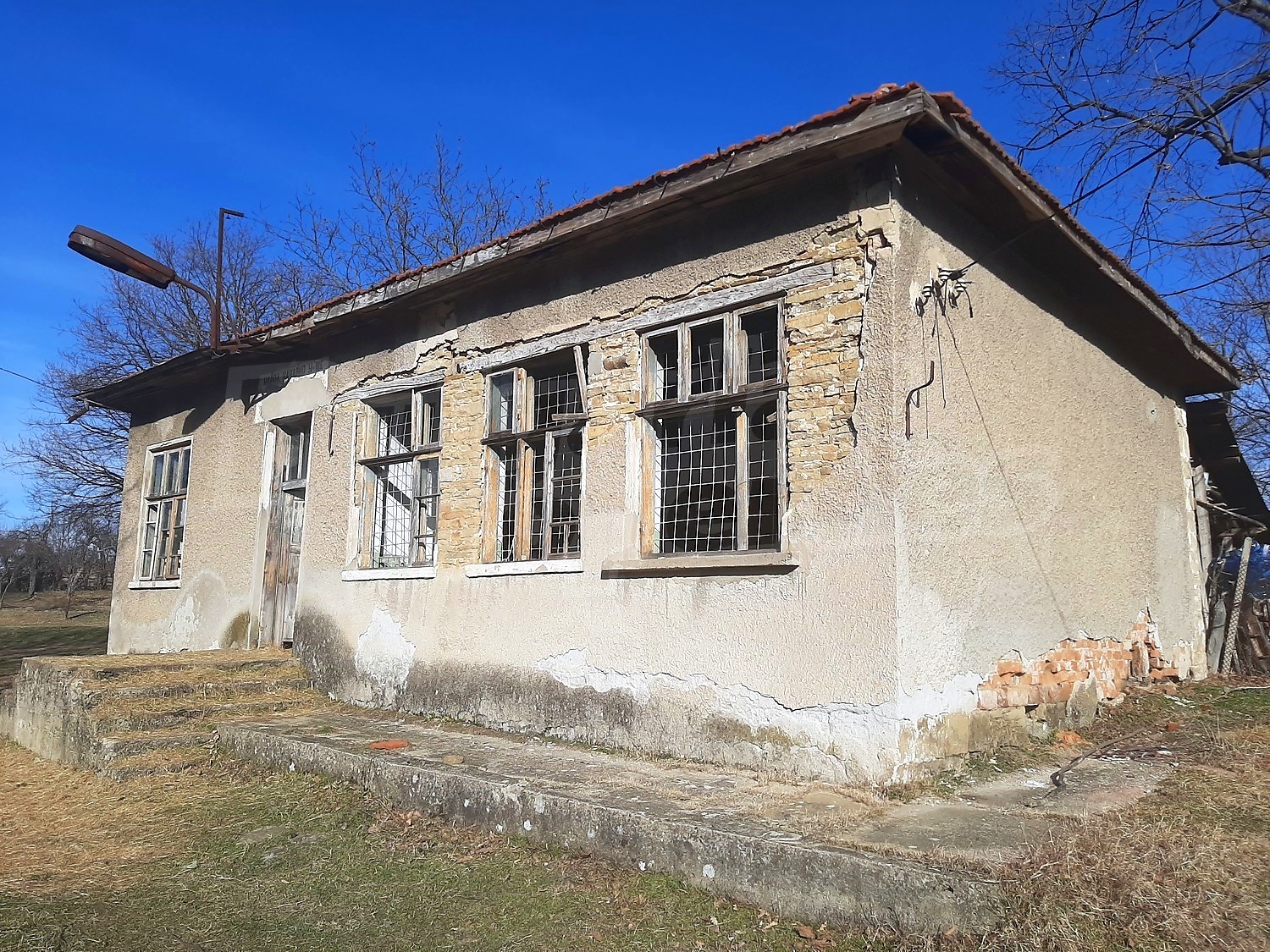 outside, facade, garden