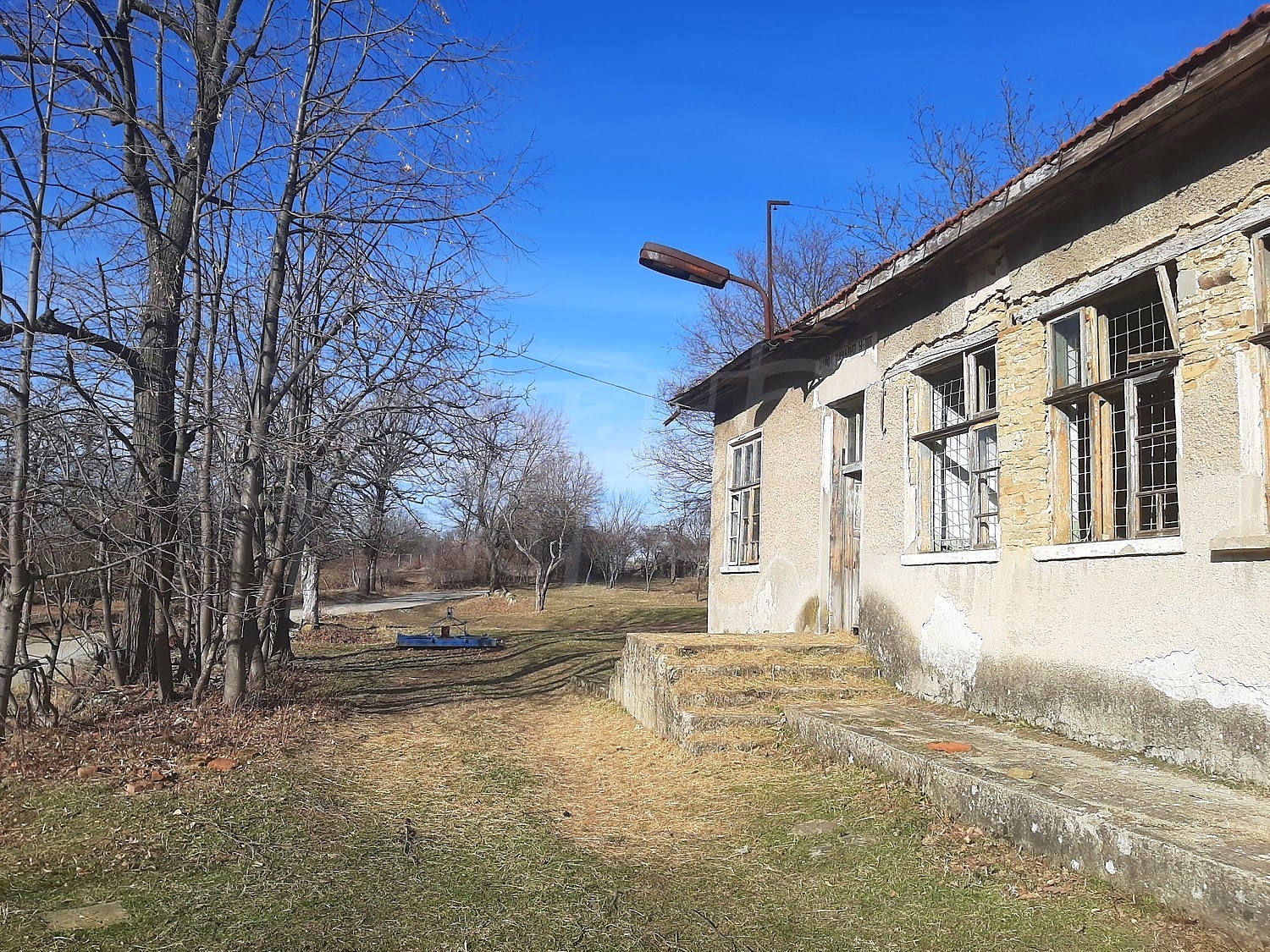 outside, facade, garden