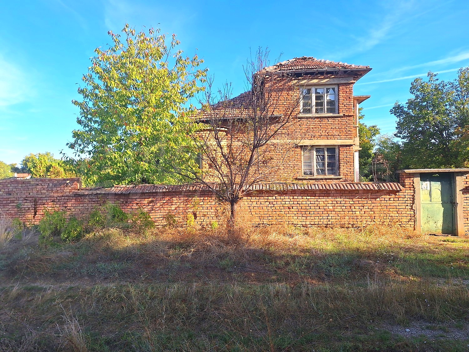 outside, facade, garden