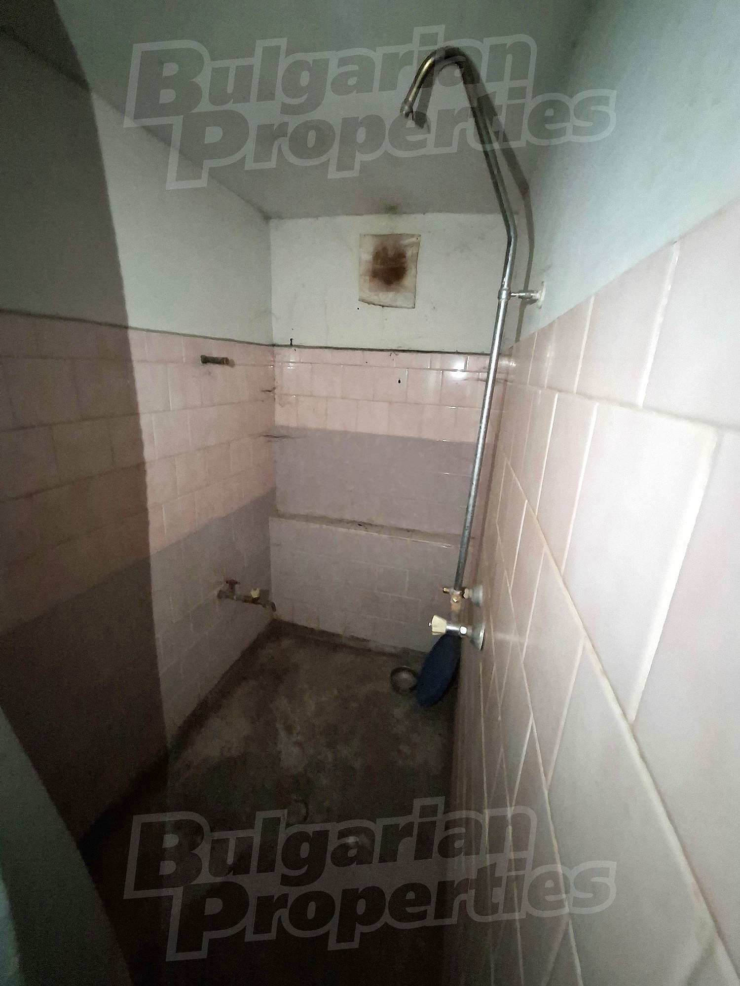 inside, bathroom