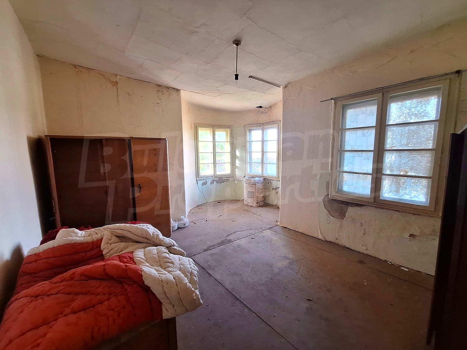 inside, bedroom