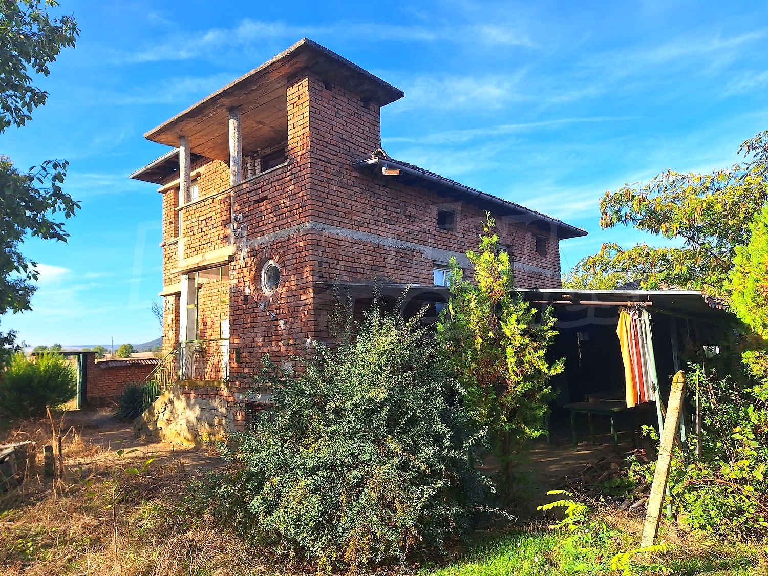 outside, facade, garden, green area