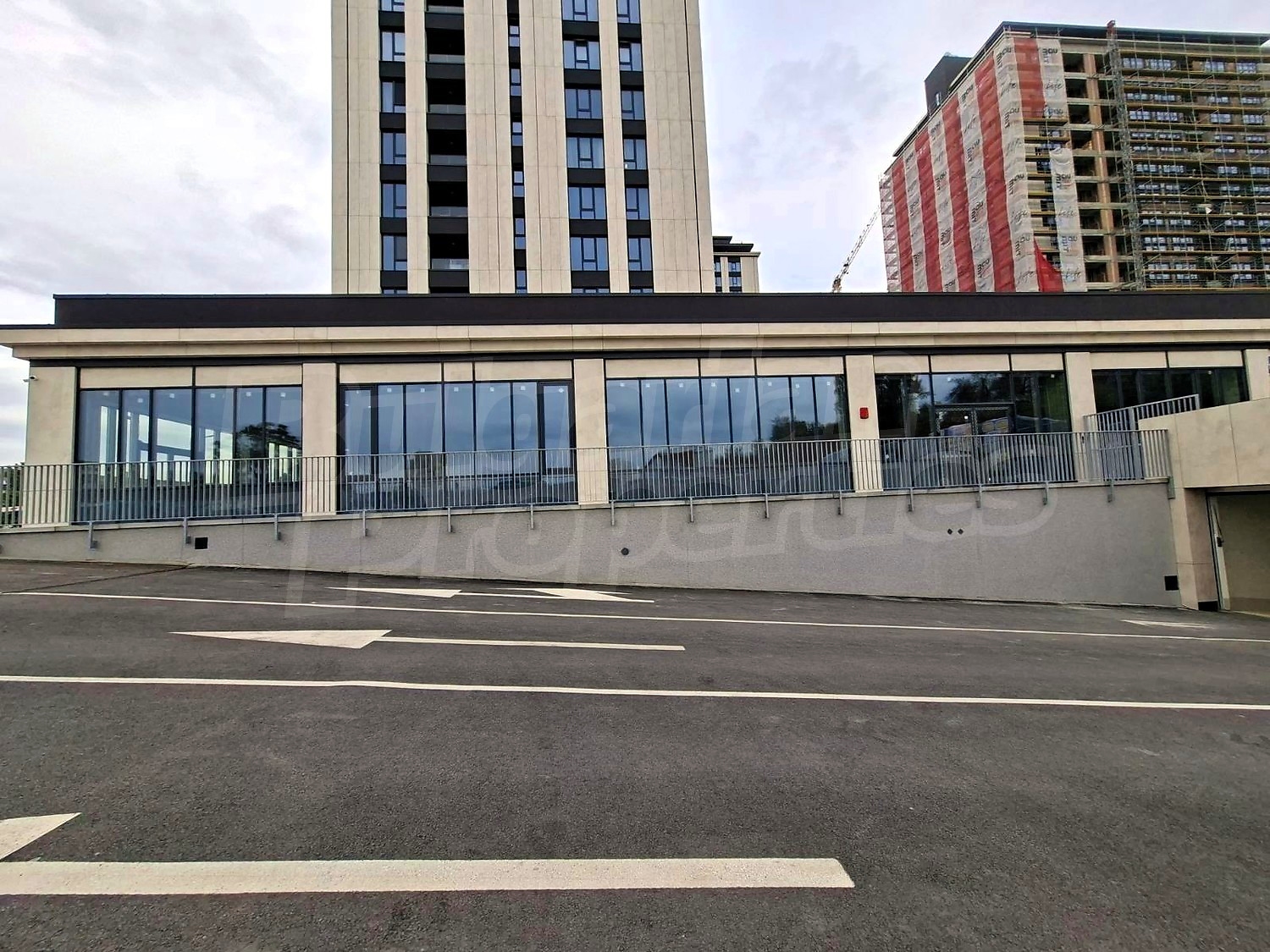 facade, parking