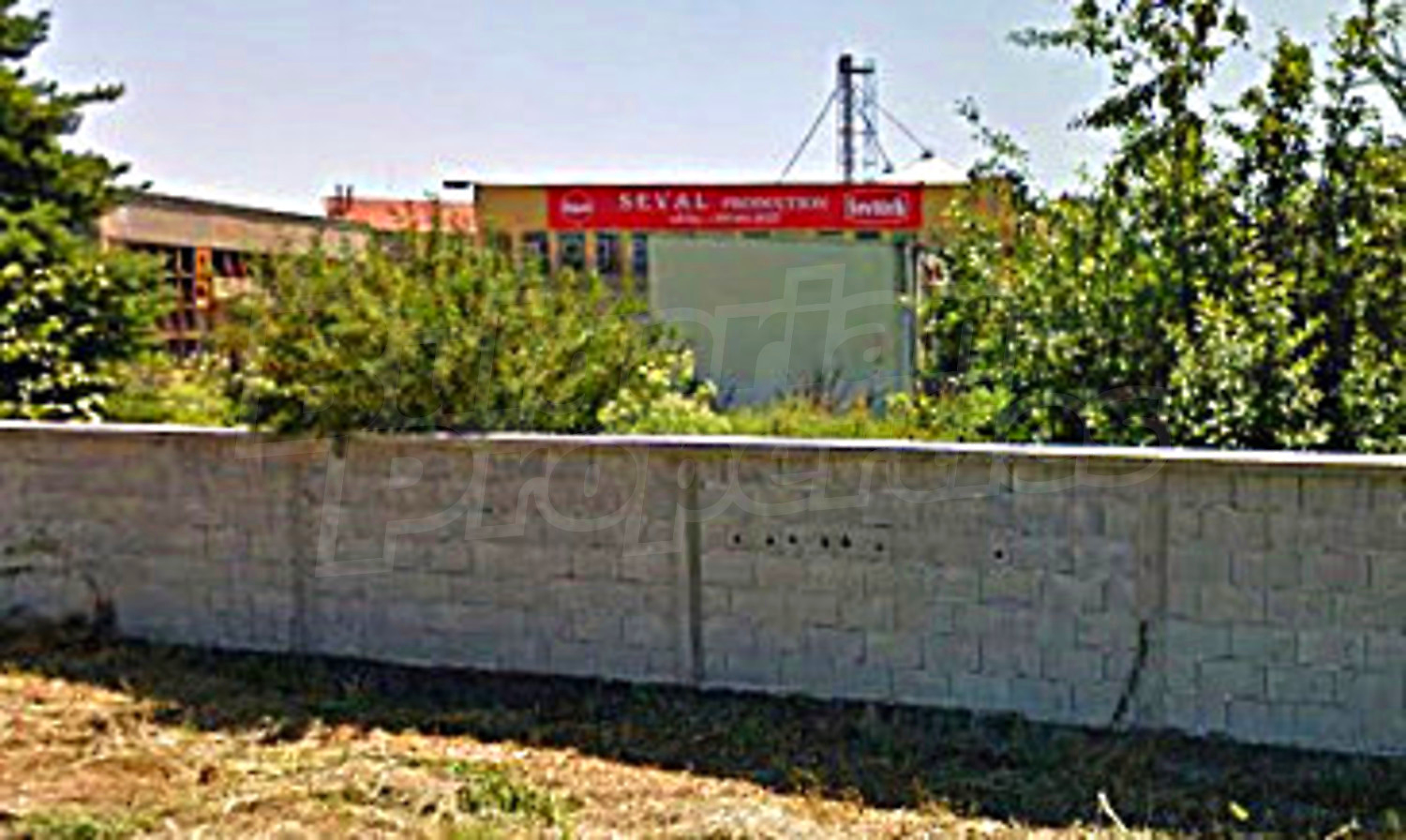 outside, facade, green area