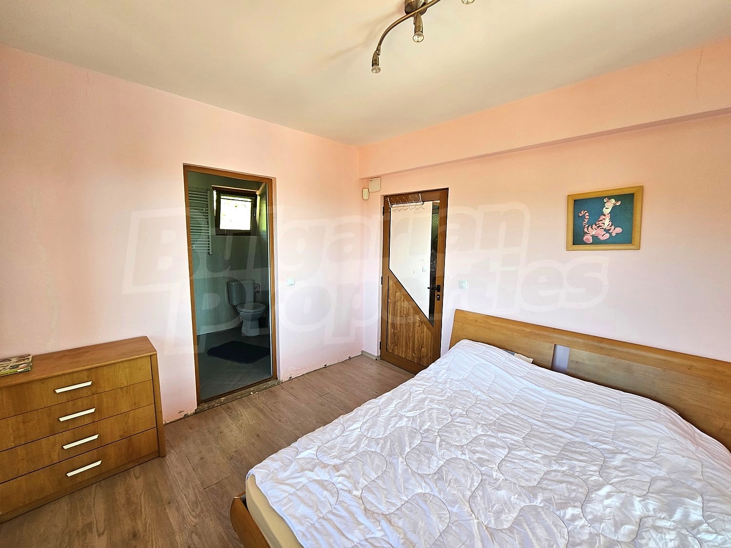 bedroom, toilet, furnished