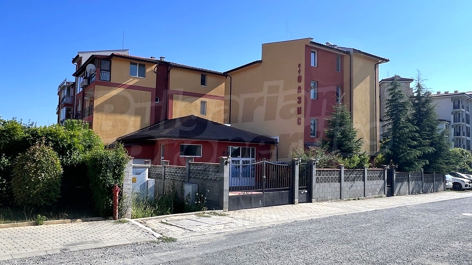 outside, facade, garden