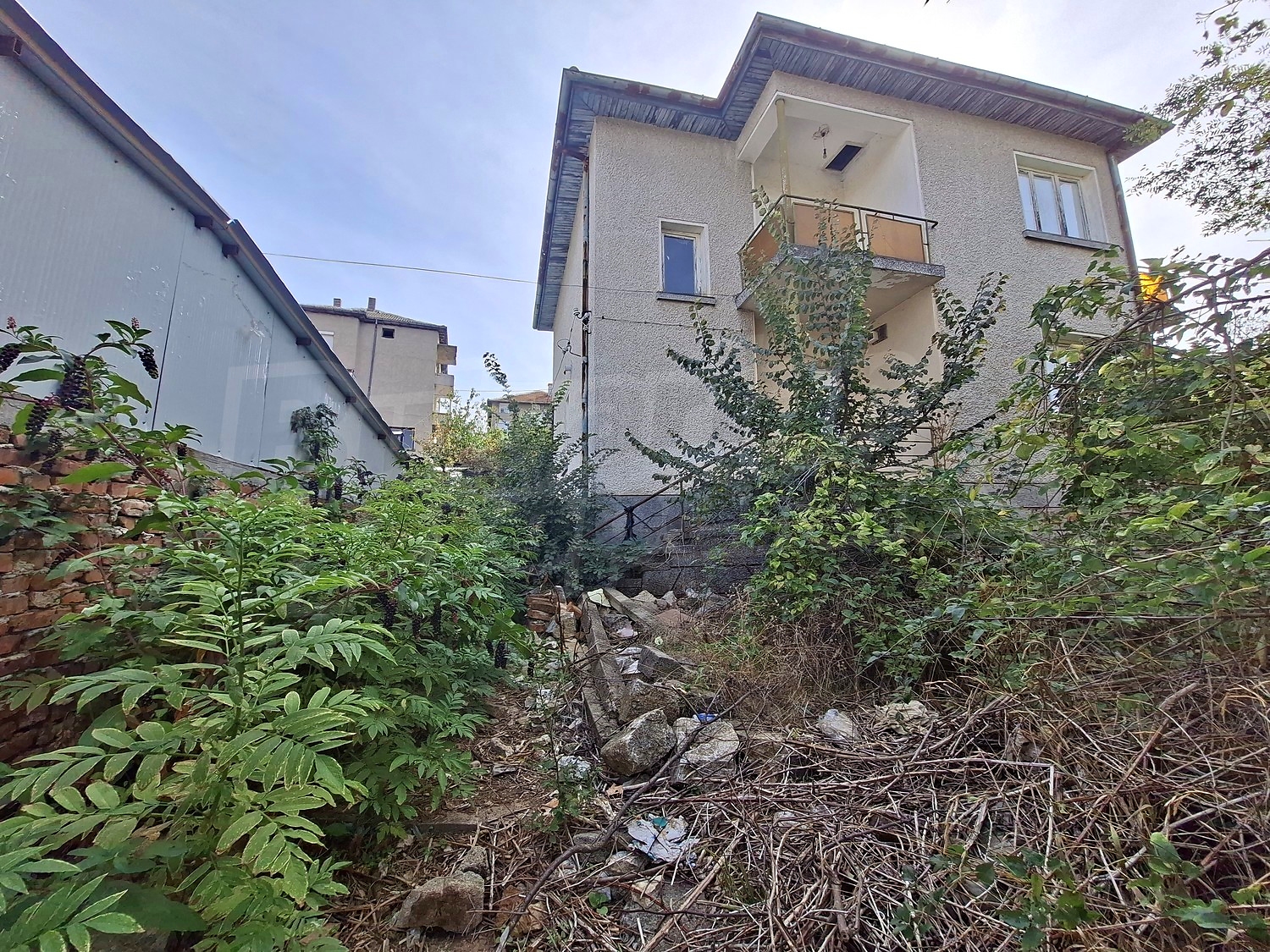 outside, facade, garden