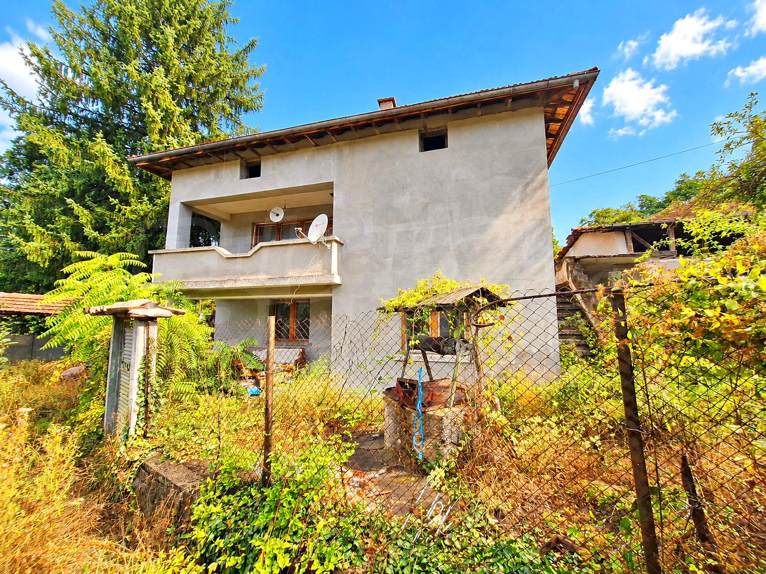 outside, facade, garden