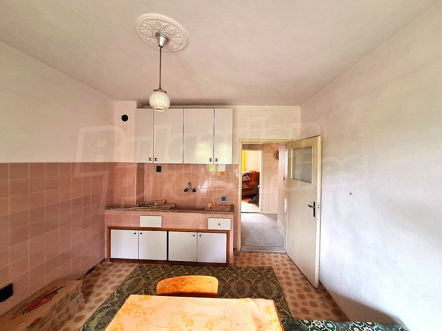 inside, kitchen, furnished