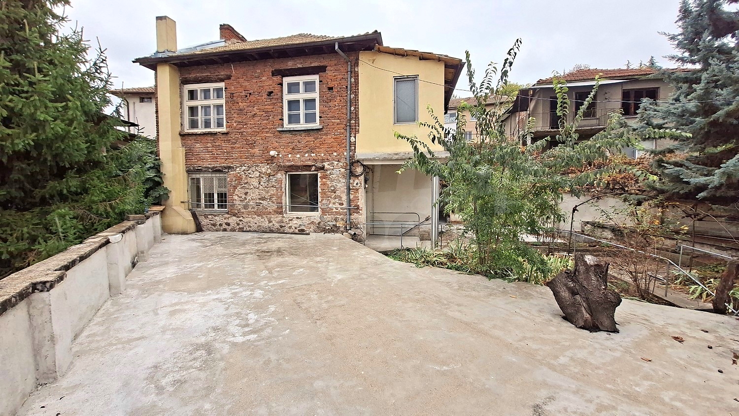 outside, facade, garden