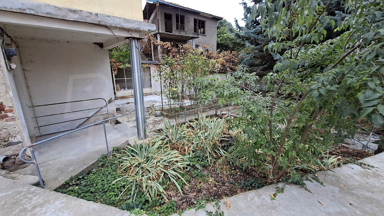 outside, facade, garden