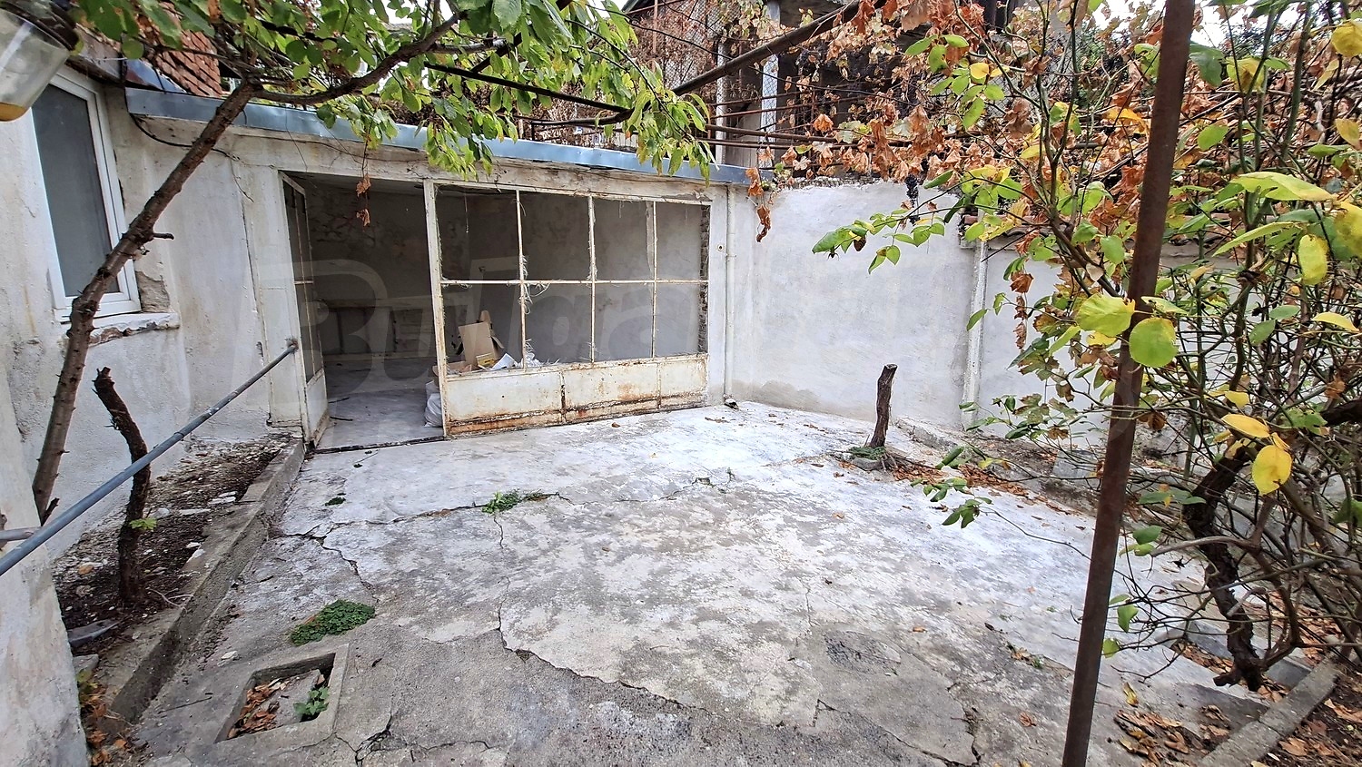 outside, facade, garden