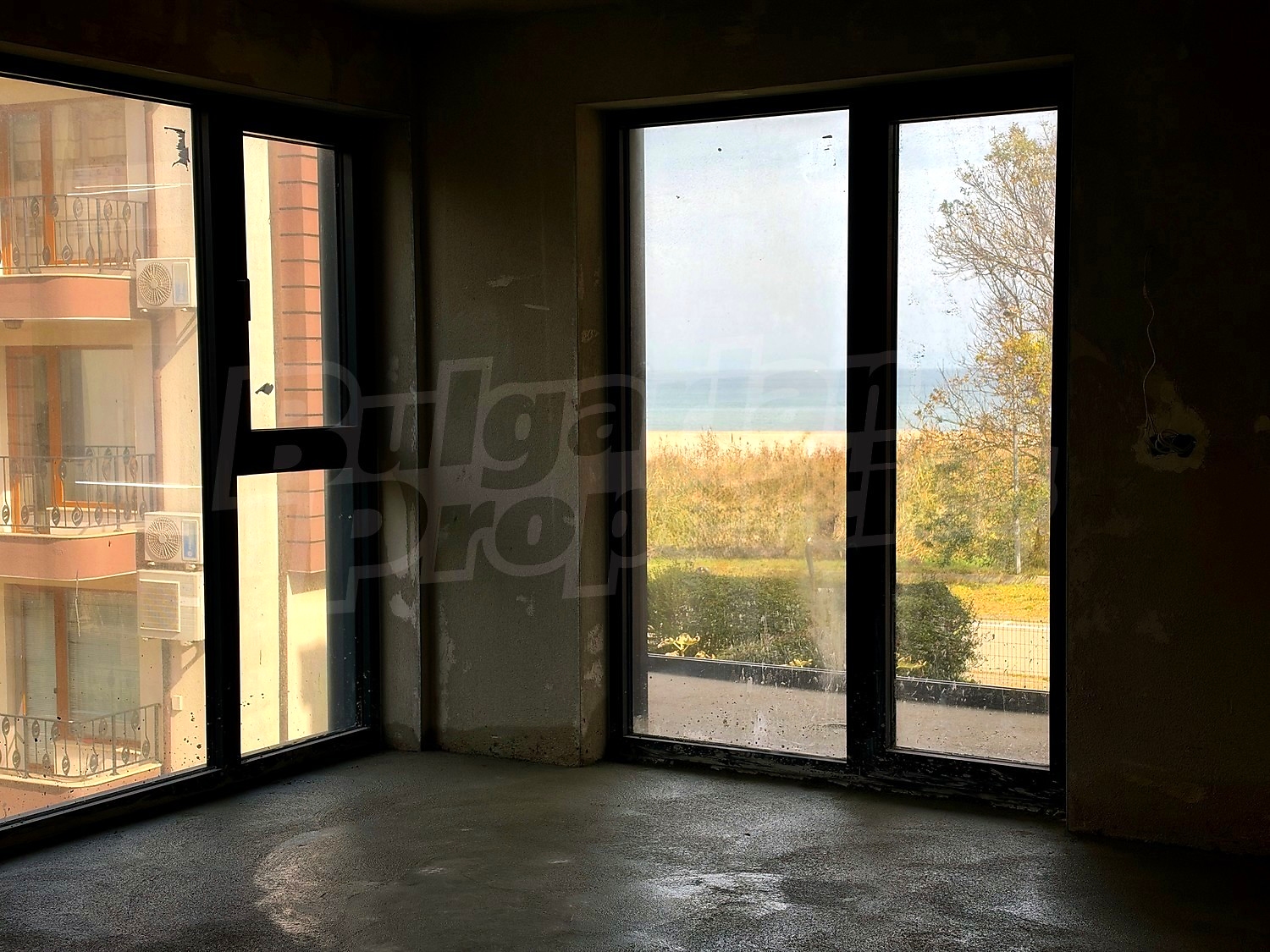inside, view from balcony, sea