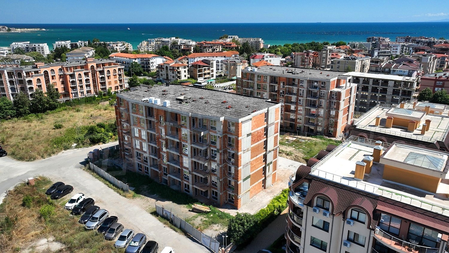 outside, facade, sea, parking