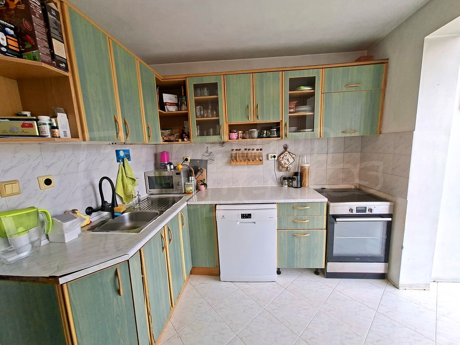inside, kitchen, furnished