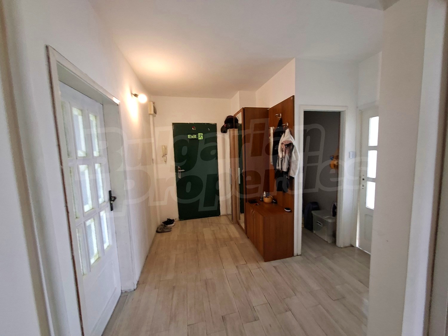hallway, inside