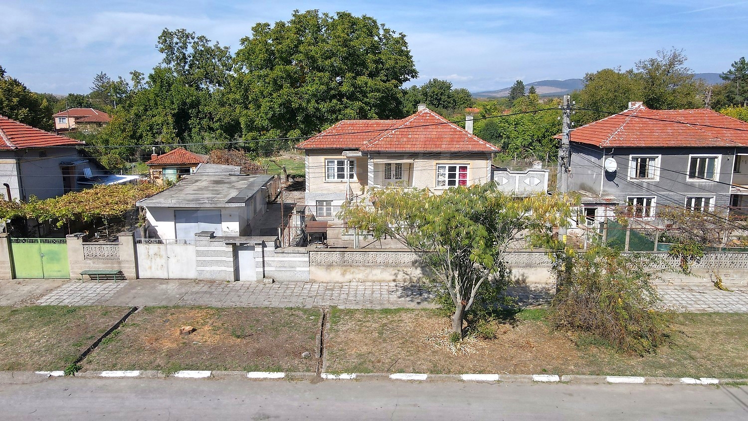 facade, garden, outside