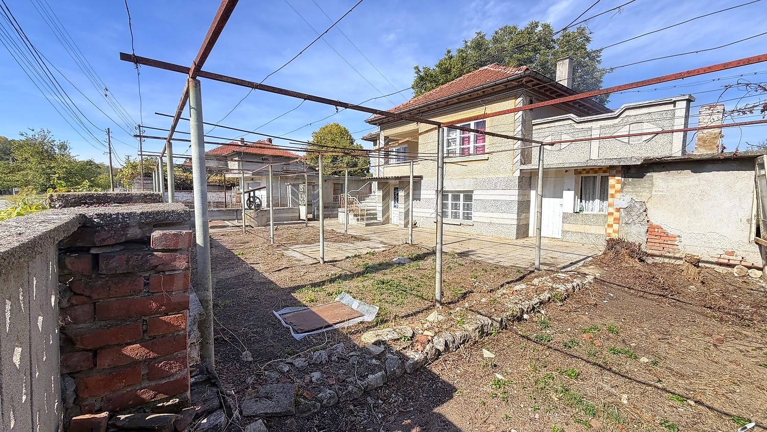 outside, facade, garden
