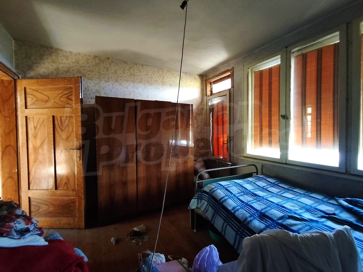 inside, bedroom