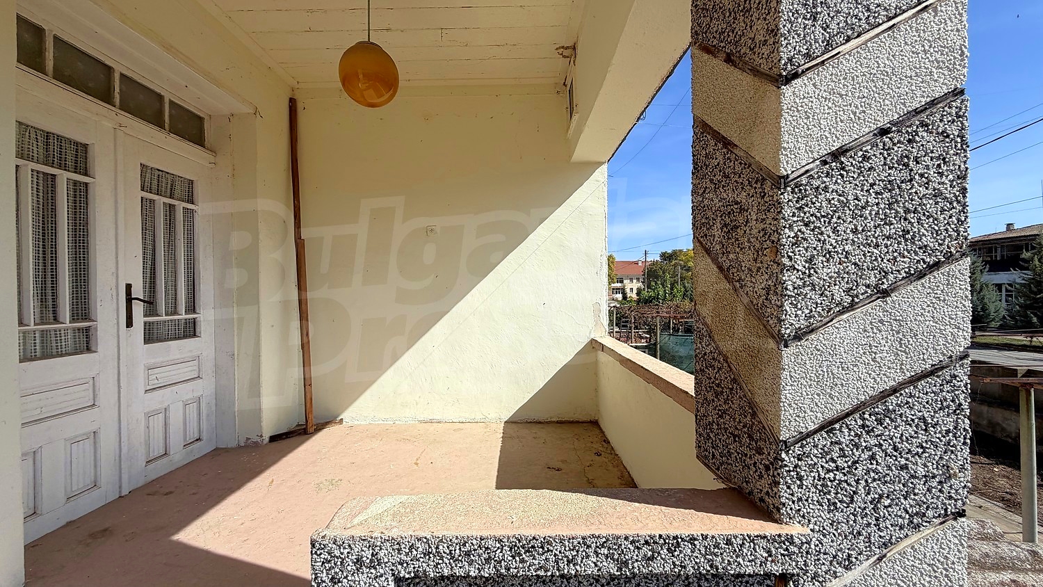 balcony, outside