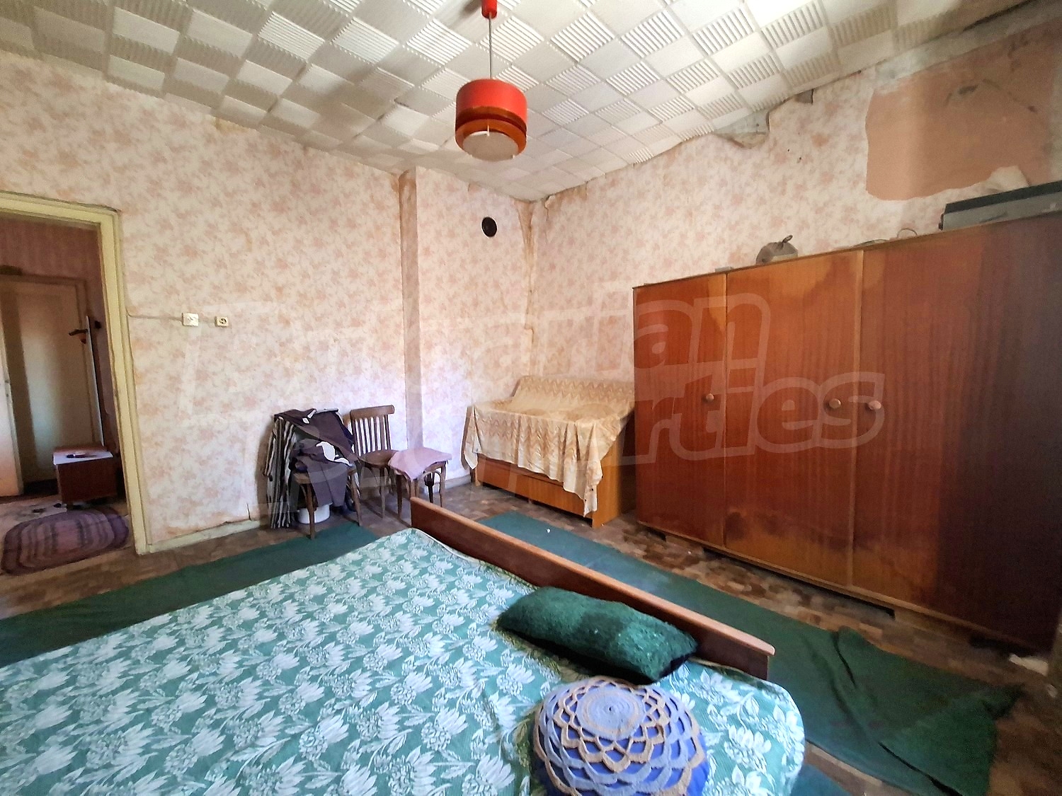 inside, bedroom, furnished
