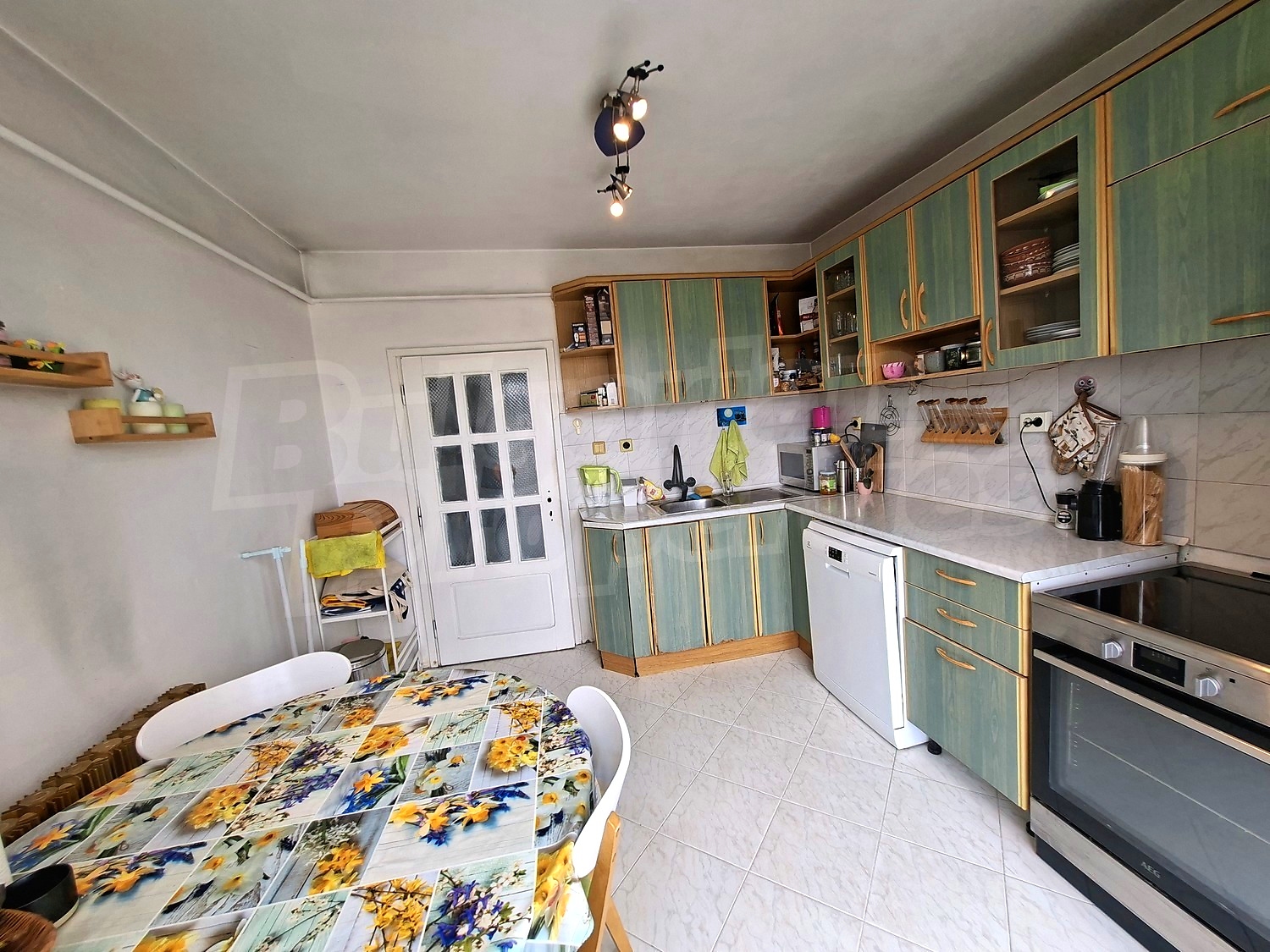 inside, kitchen, furnished