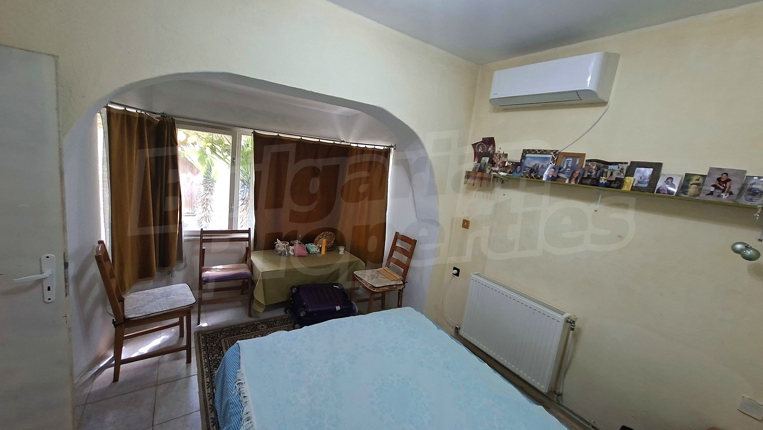 inside, bedroom