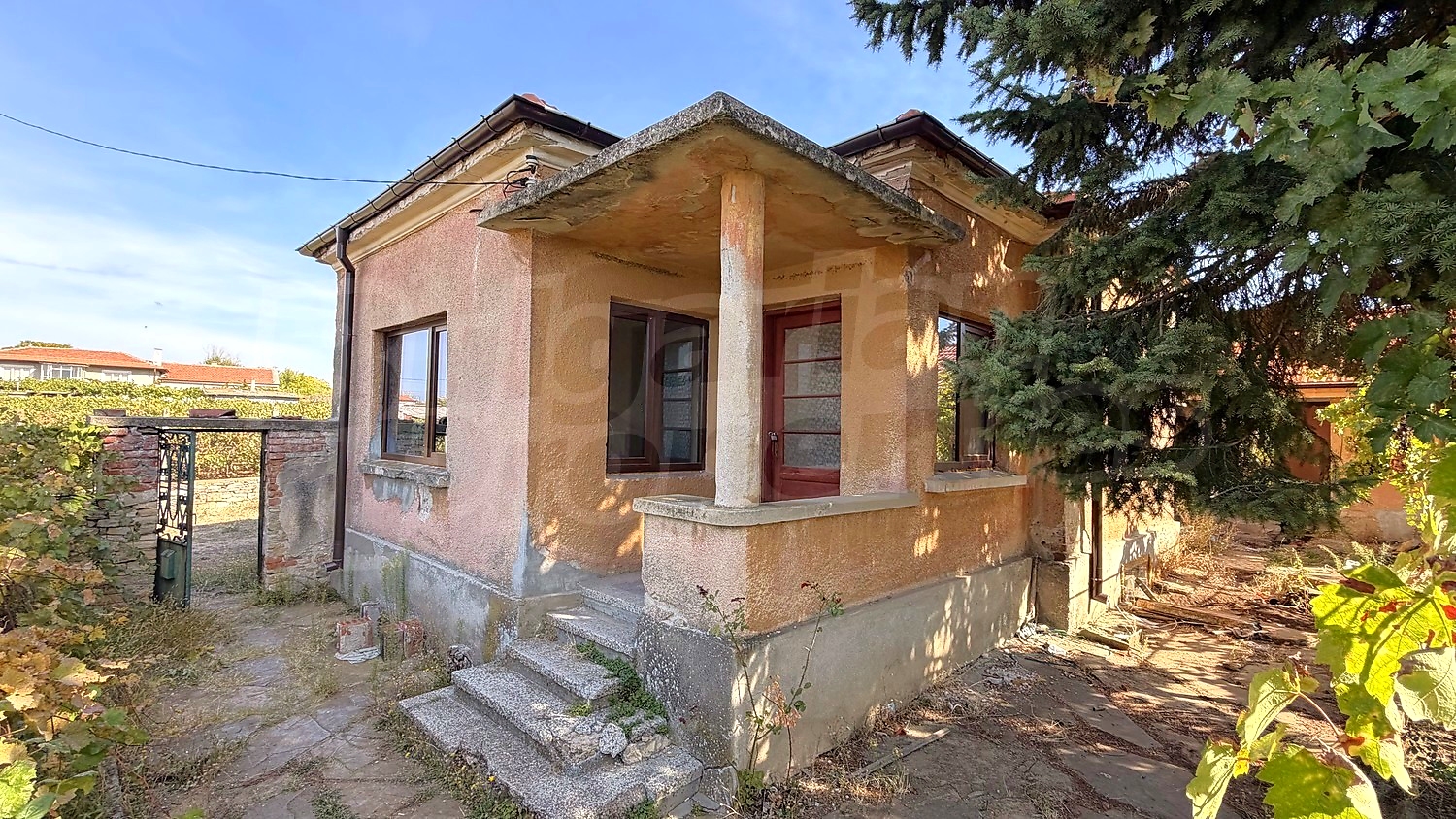 outside, facade, garden