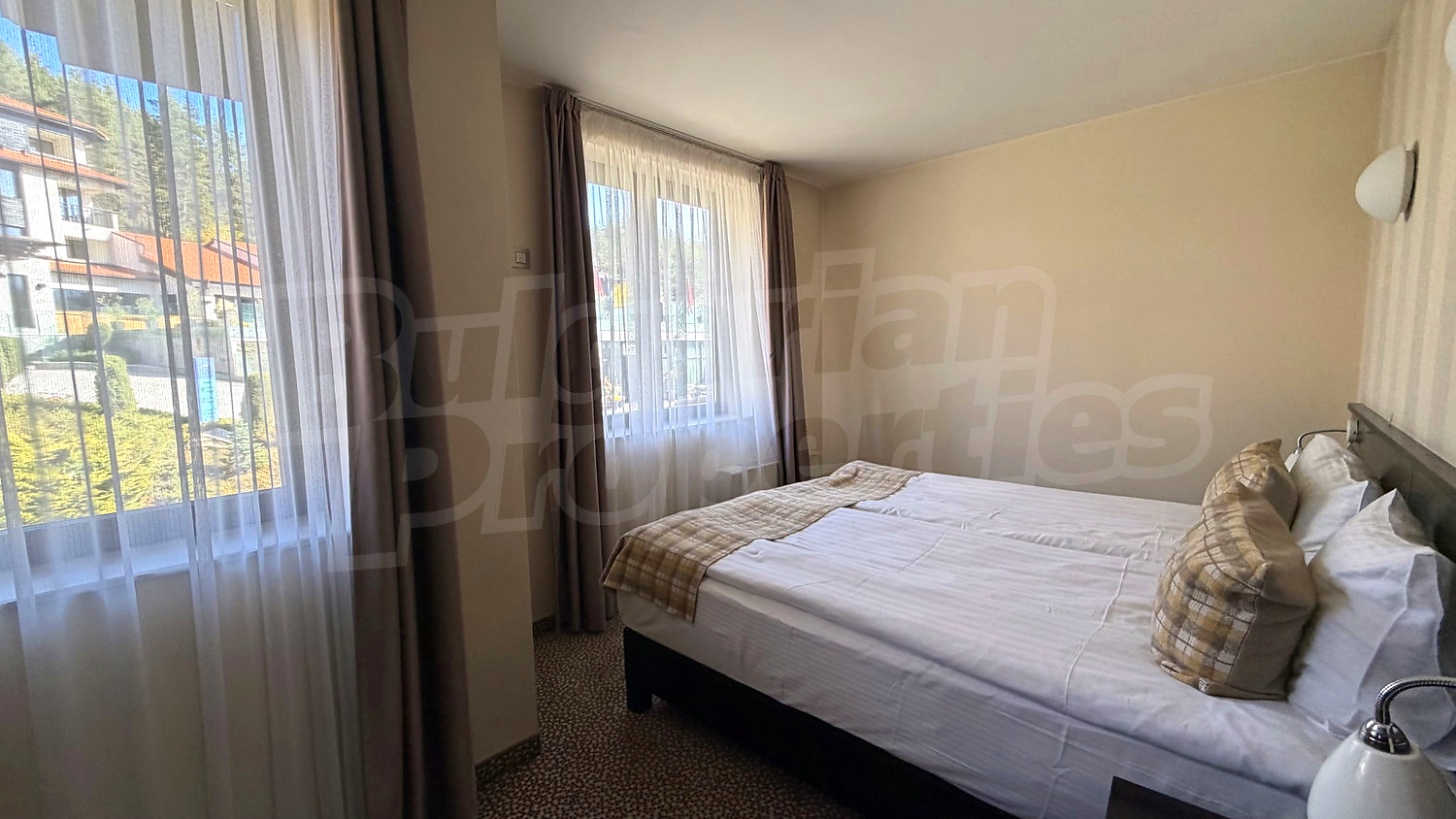 inside, bedroom