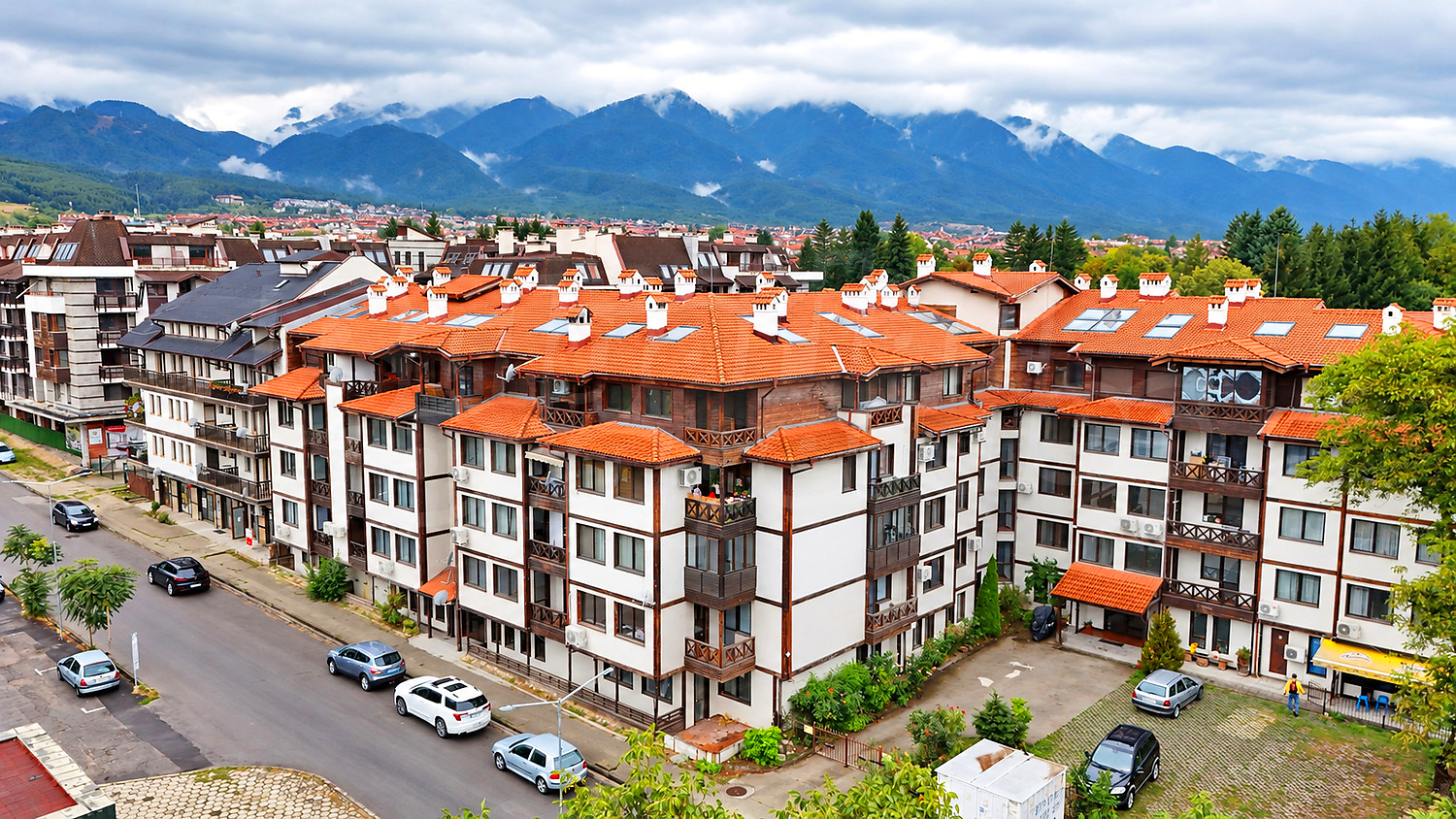 outside, facade, mountain, parking