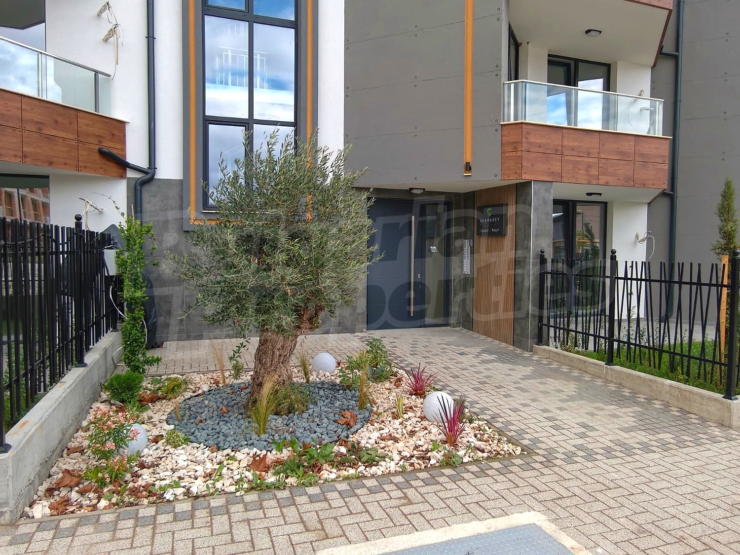 outside, facade, garden