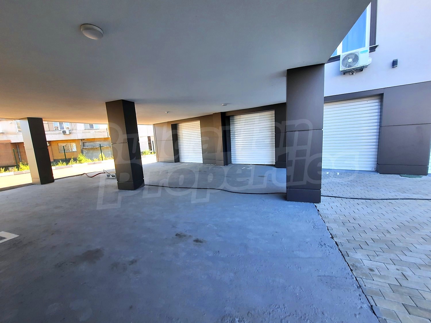 parking, outside