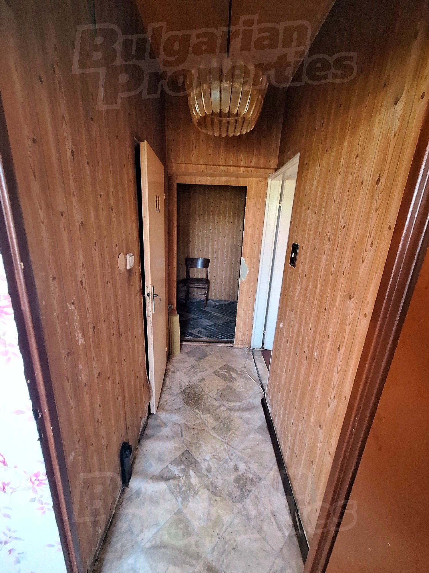 hallway, inside