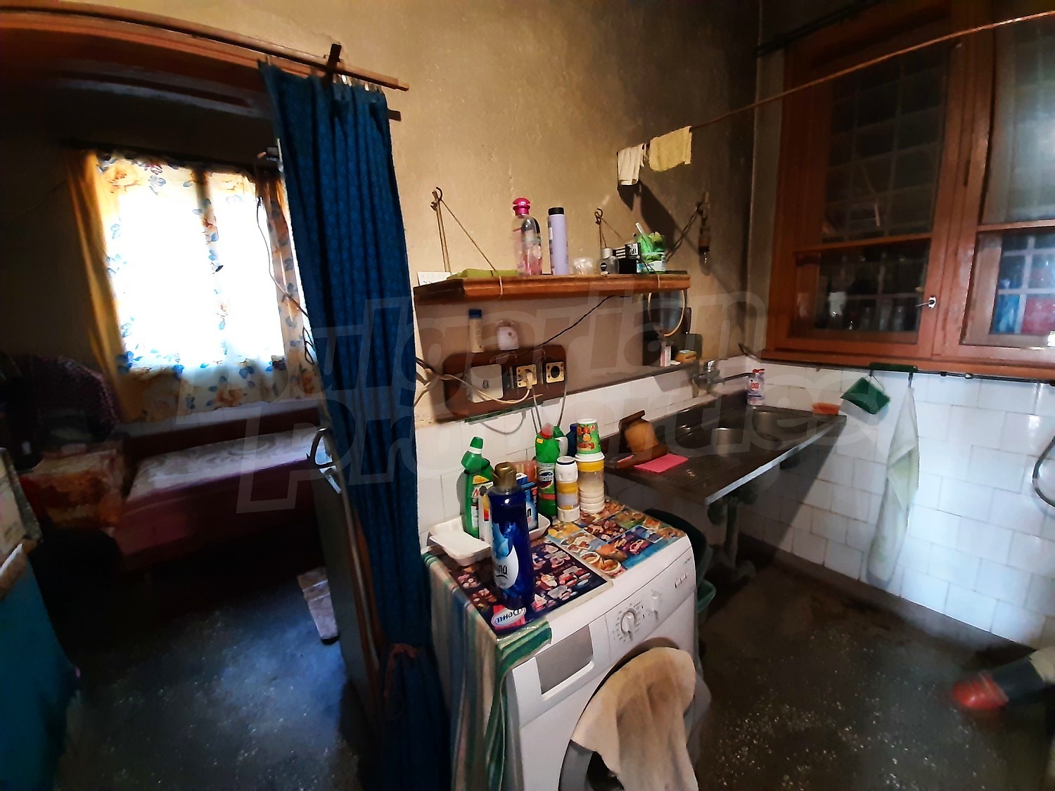 inside, kitchen, furnished