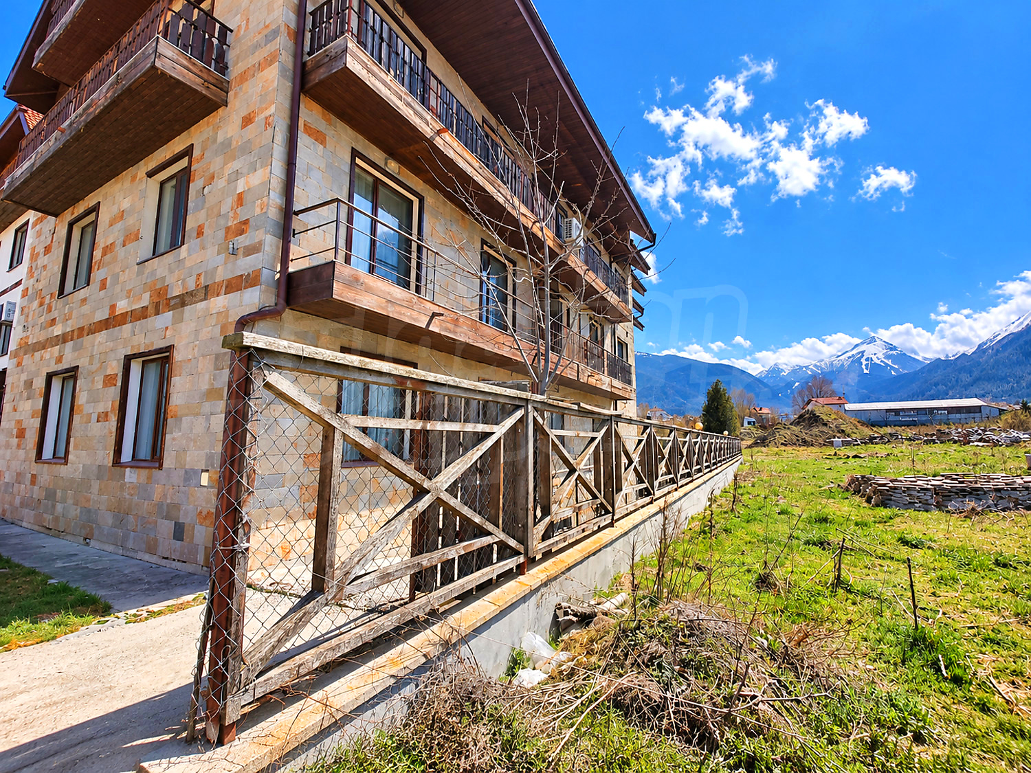 outside, facade, mountain, green area