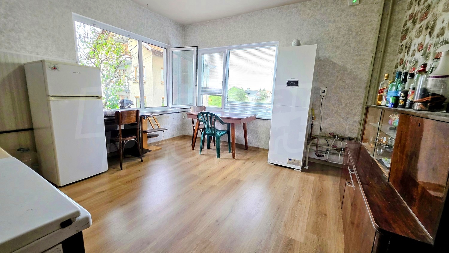 inside, kitchen, furnished