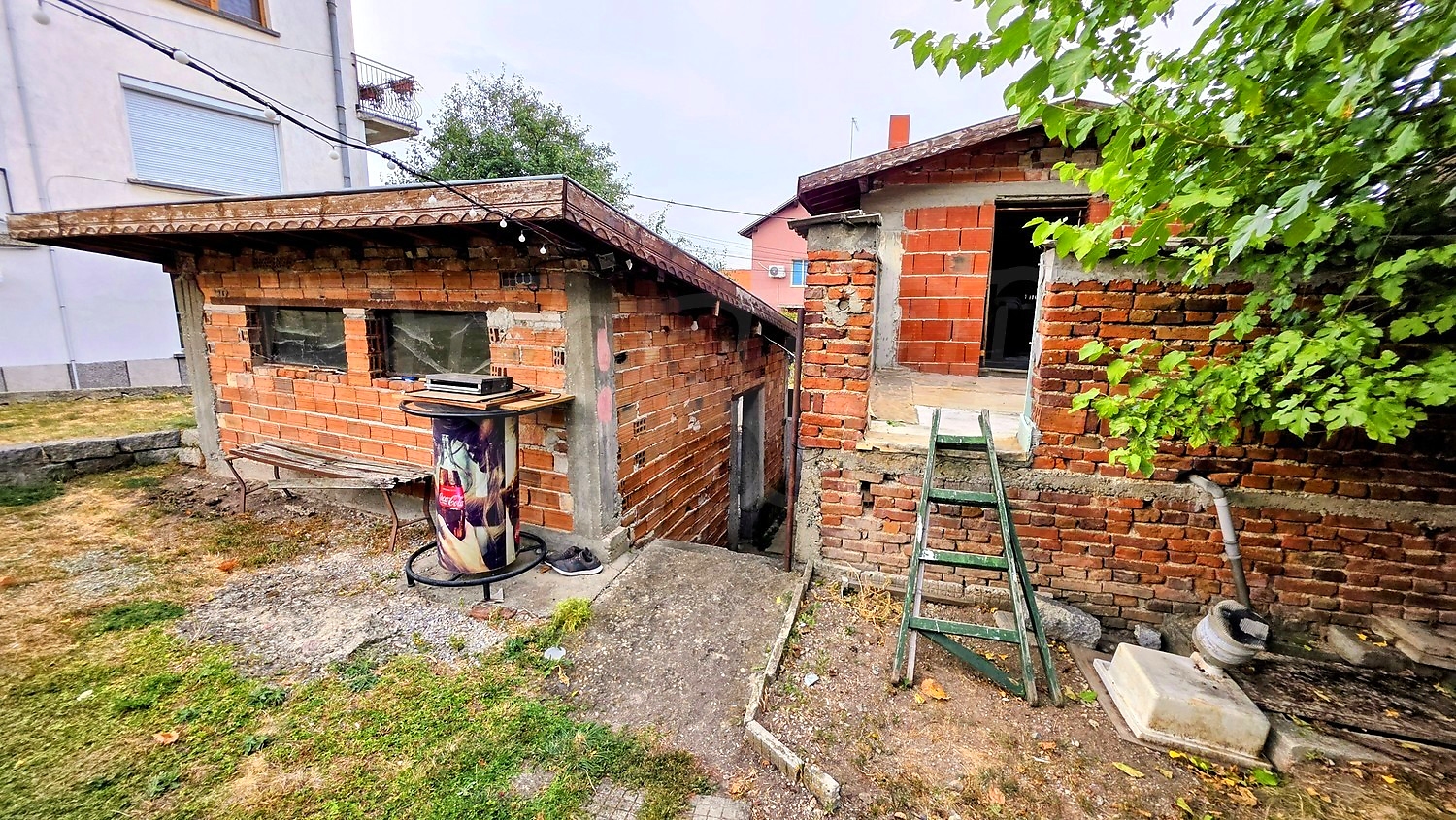 outside, facade, garden