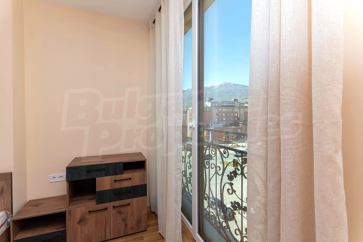inside, balcony, view from balcony, mountain, furnished