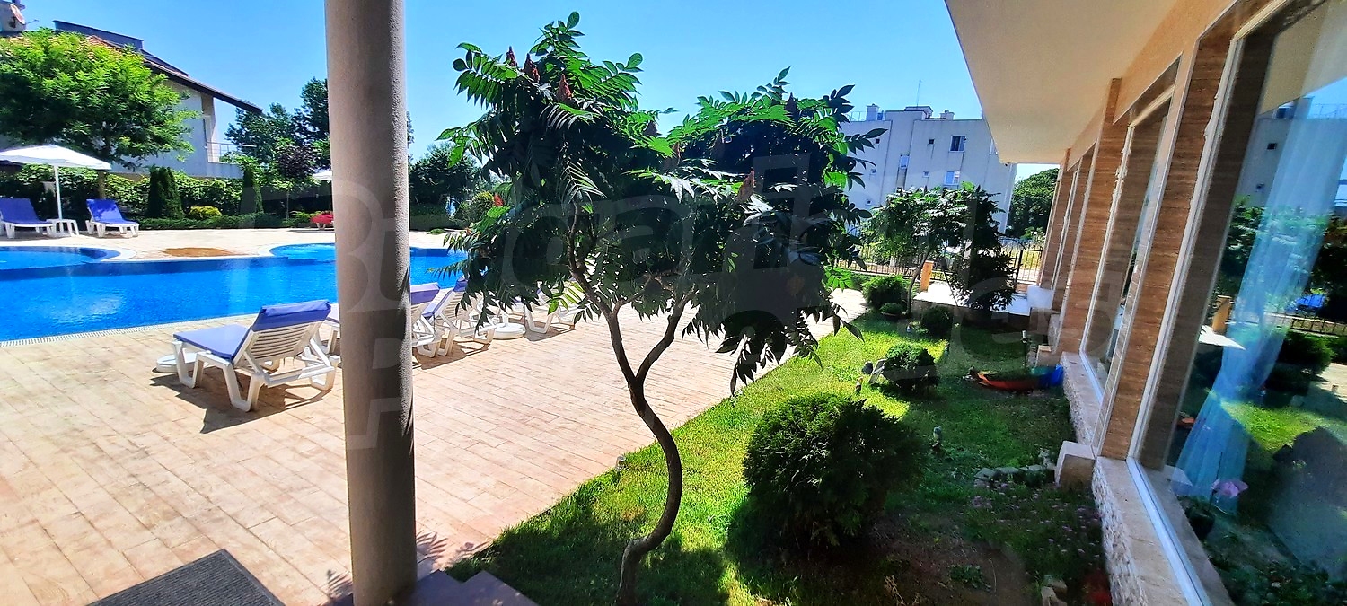 outside, pool, garden