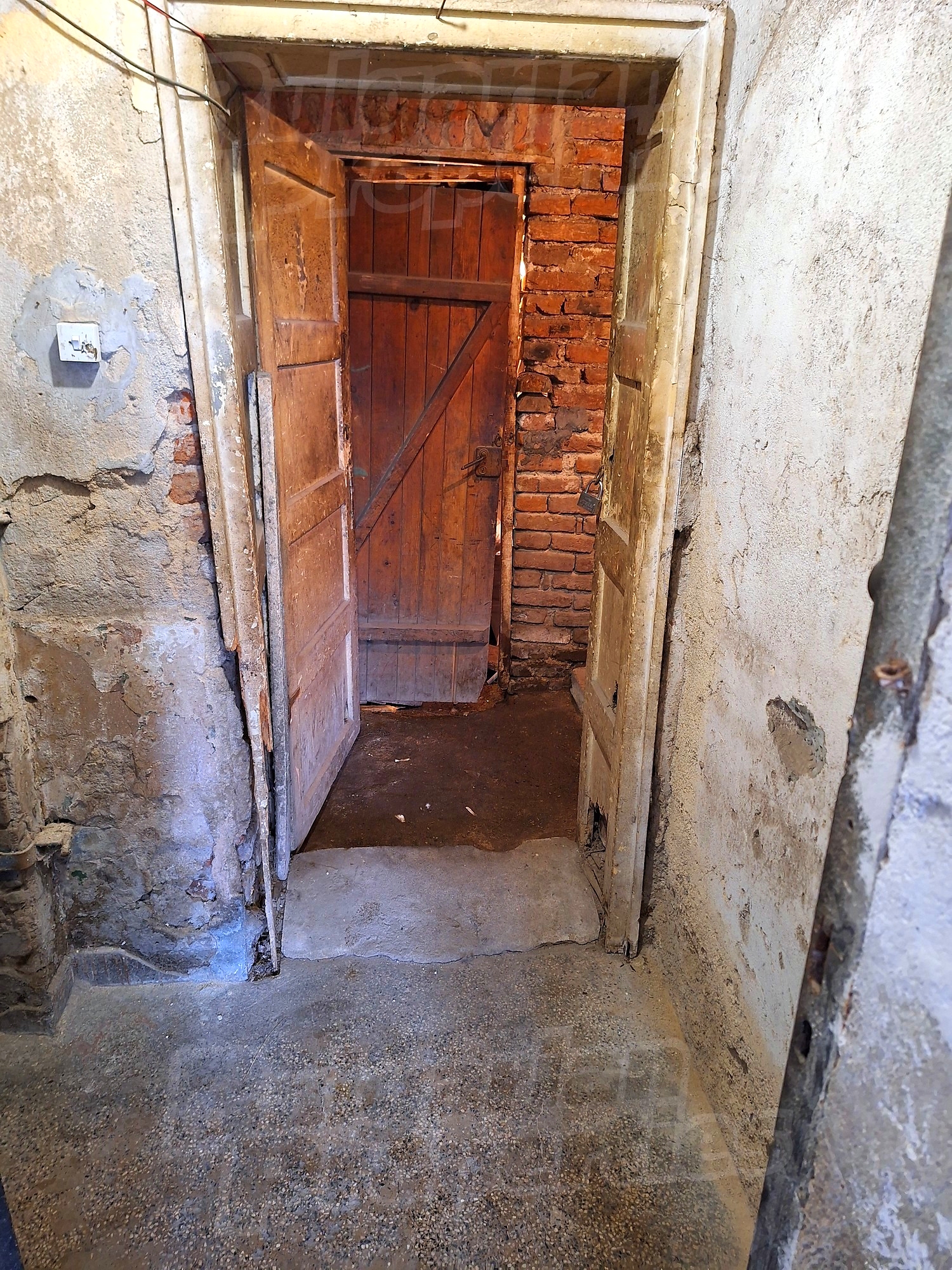 inside, hallway