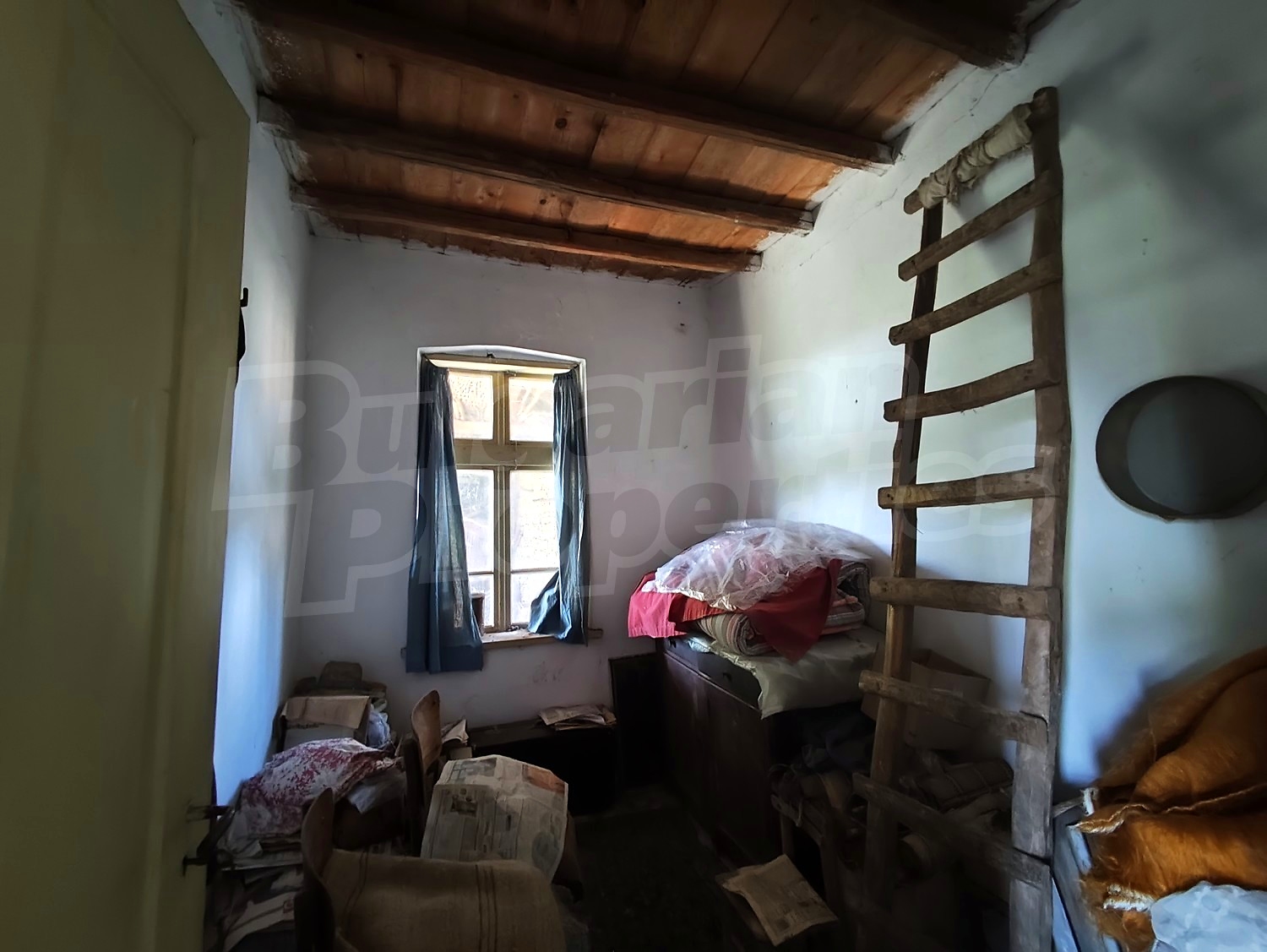 inside, bedroom