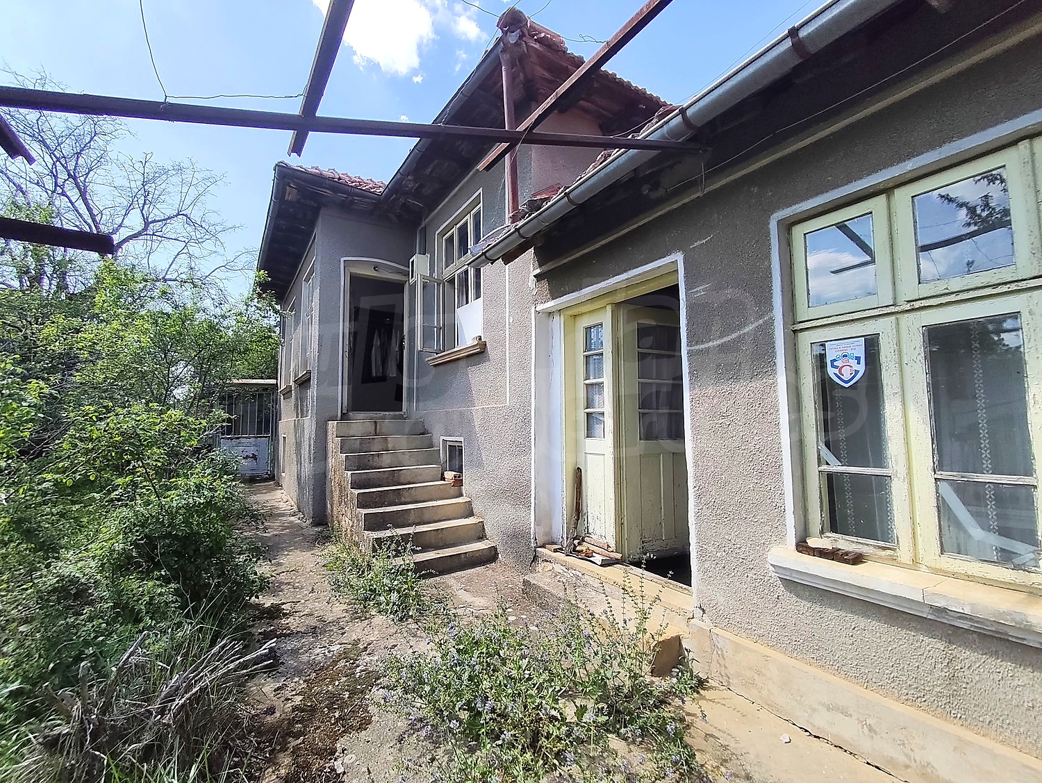 outside, facade, garden