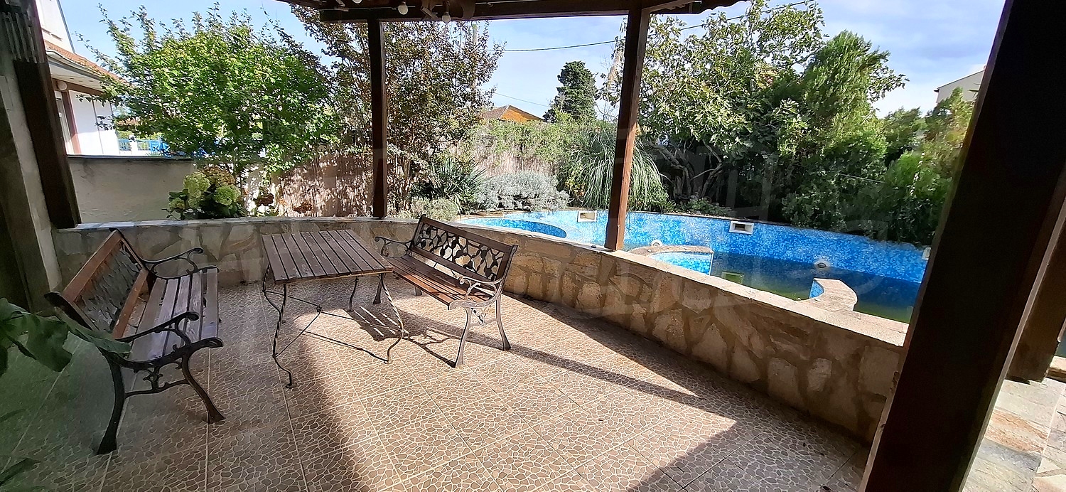 outside, pool, garden