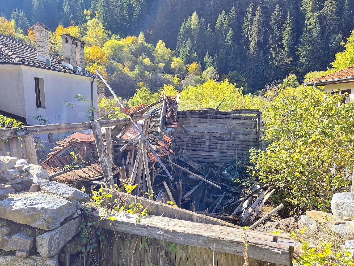outside, facade, green area, mountain