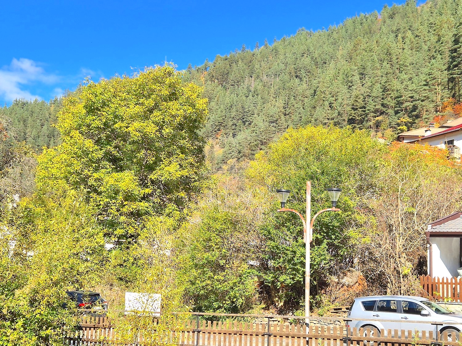 outside, mountain, green area
