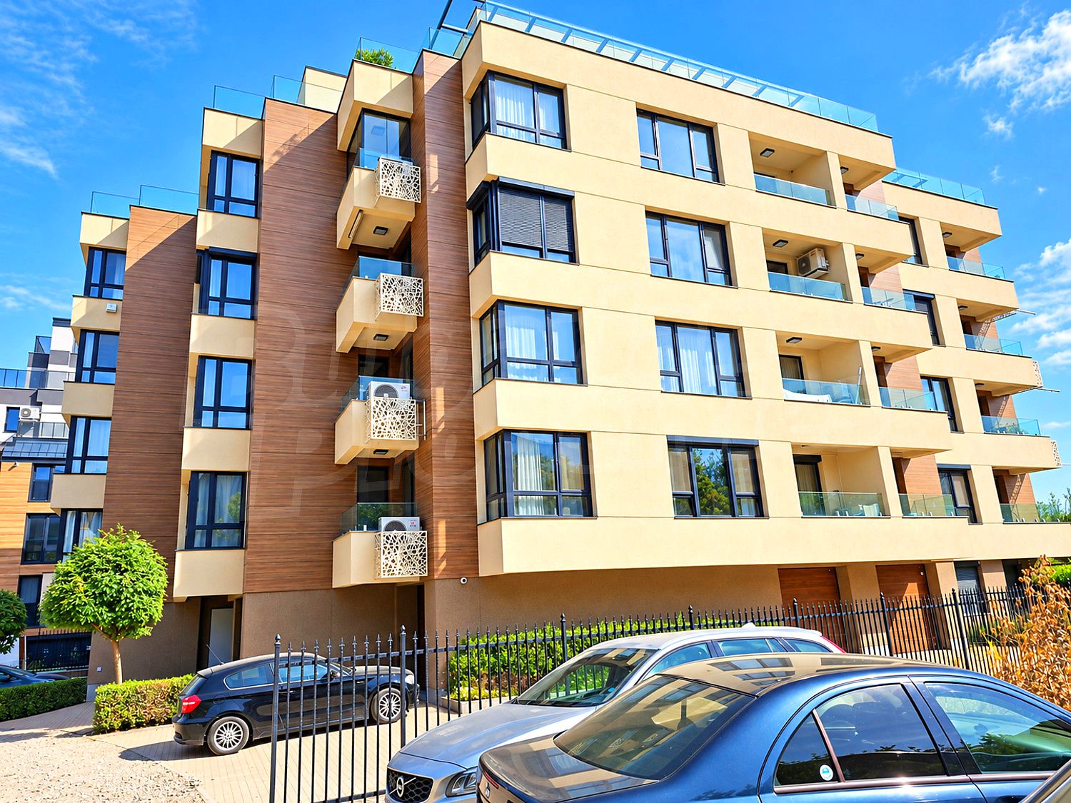 facade, parking, outside