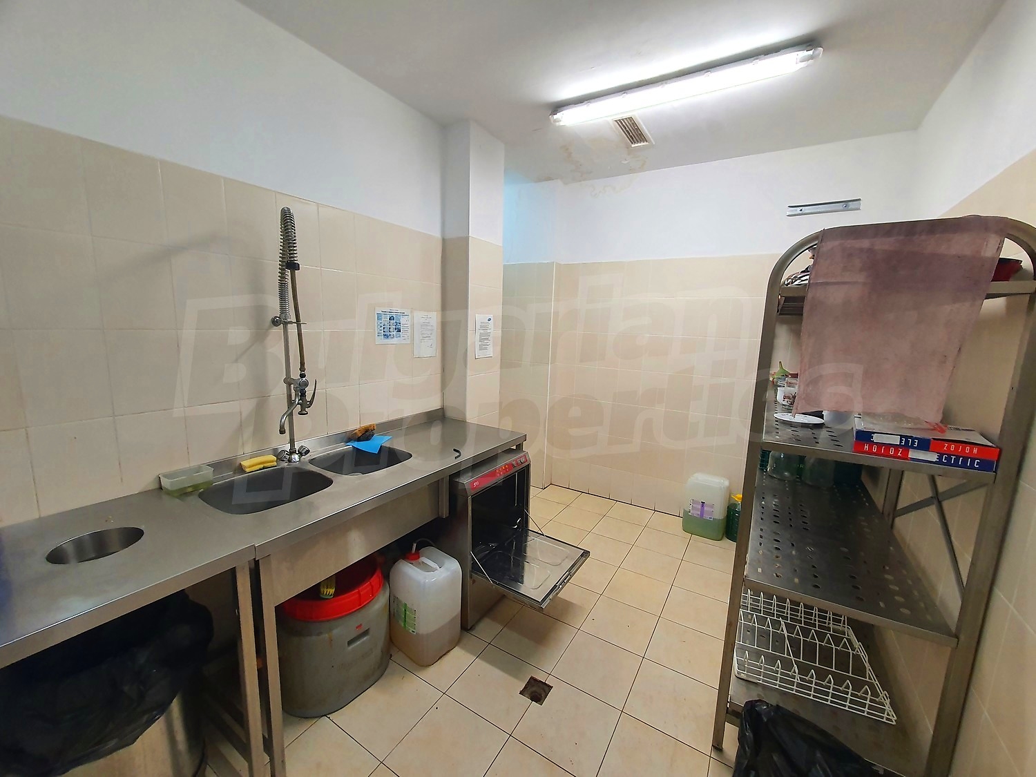 inside, kitchen