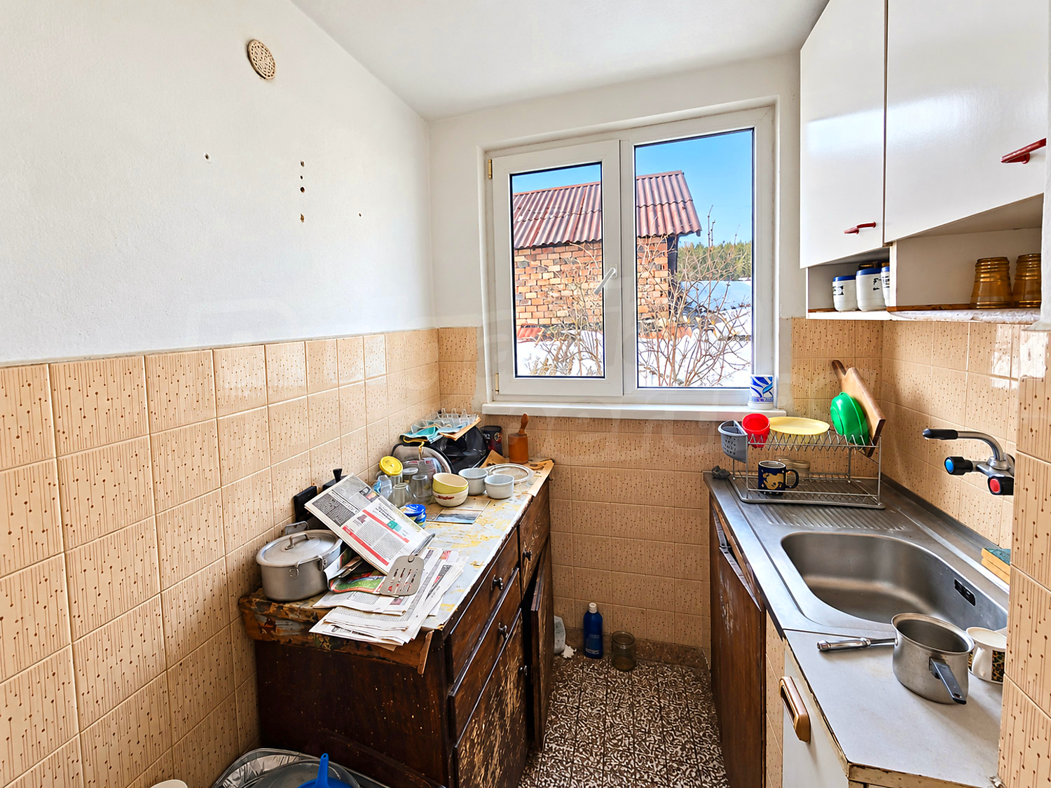 inside, kitchen